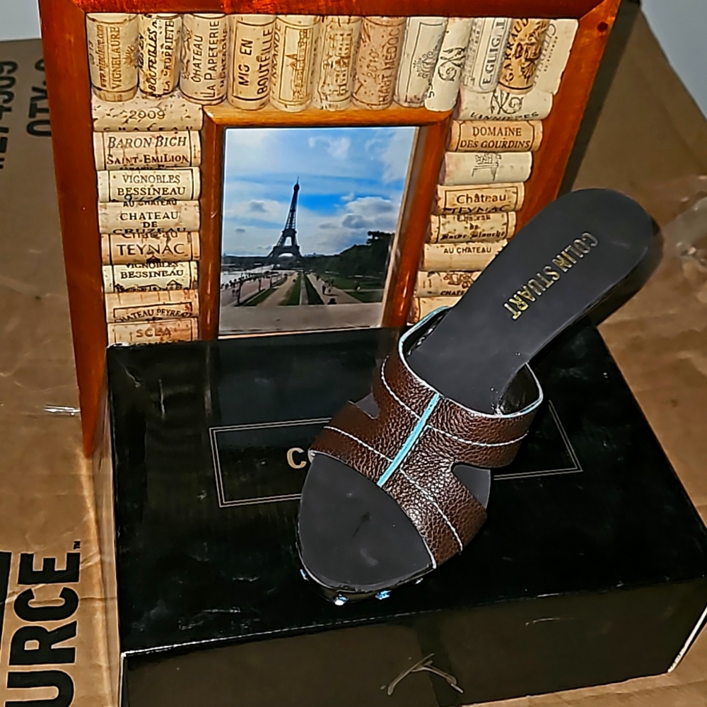 Brand New Colin Stuart Heels Brown with Turquoise